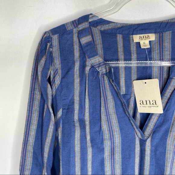 NWT a.n.a  Millie Stripe Navy Poets top - Picture 11 of 13